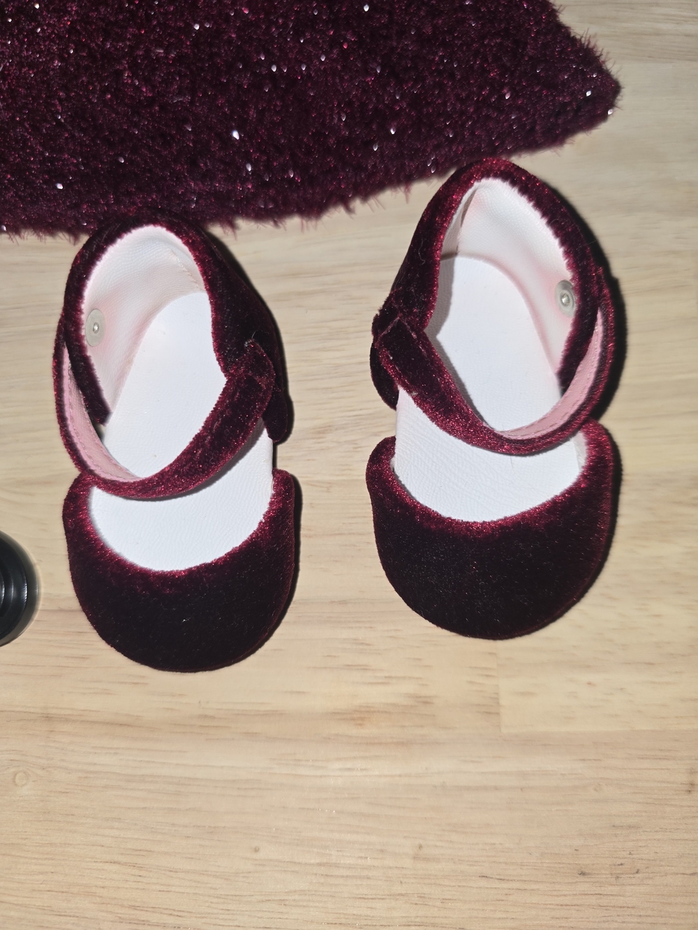 American Girl Doll of Today Garnet Holiday Outfit - Picture 4 of 5